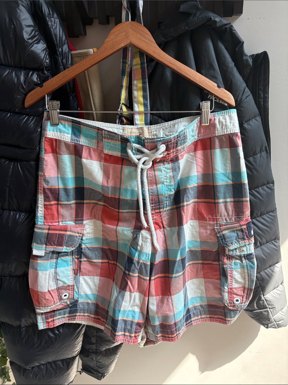 Men's Hollister 2000s Y2K Plaid Cargo Board Shorts